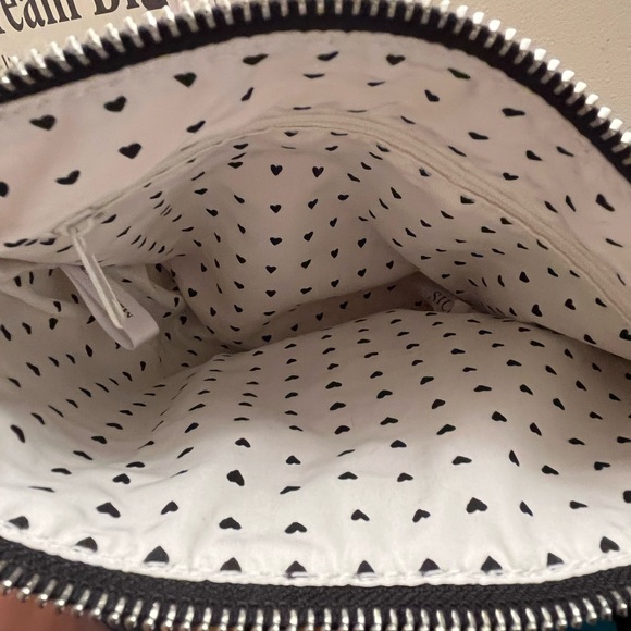 NWT Brighton Love & Joy Crossbody Canvas Pouch Purse with Tassel, Hearts, bows - Picture 3 of 8